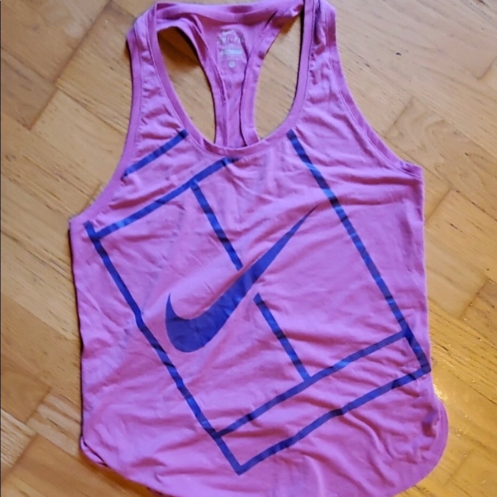Nike large tank top. EUC
